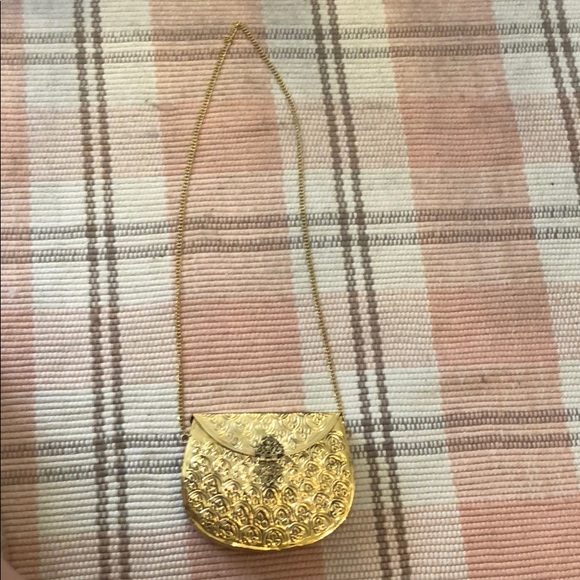 Gold brass bag - Picture 1 of 4